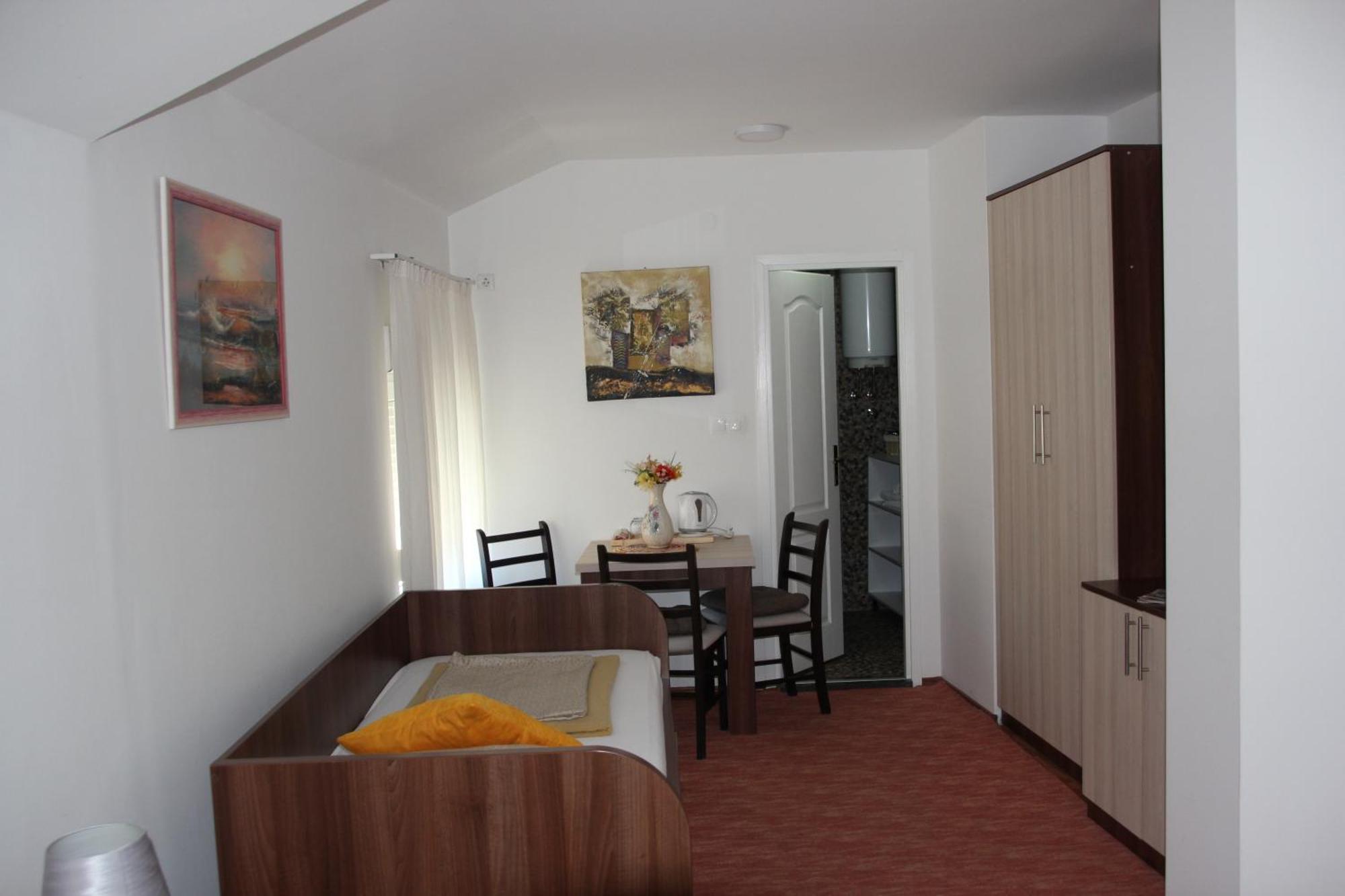 Pansion Infinity Hotel Mostar Exterior photo